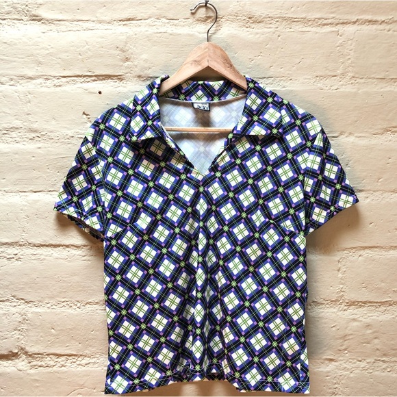 〰️🟣 VTG Geometric Patterned Top🟣〰️ - Picture 6 of 9